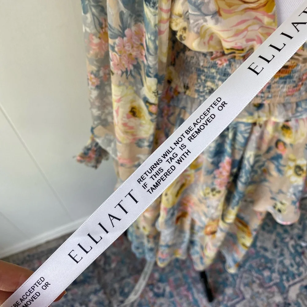Revolve ELLIATT Astrid Dress Sz. M Chiffon Flowy Gown Floral Midi NWT $251 msrp - Picture 11 of 16